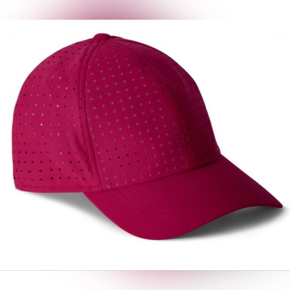 LULULEMON Baller Perforated Berry Baseball Cap‎